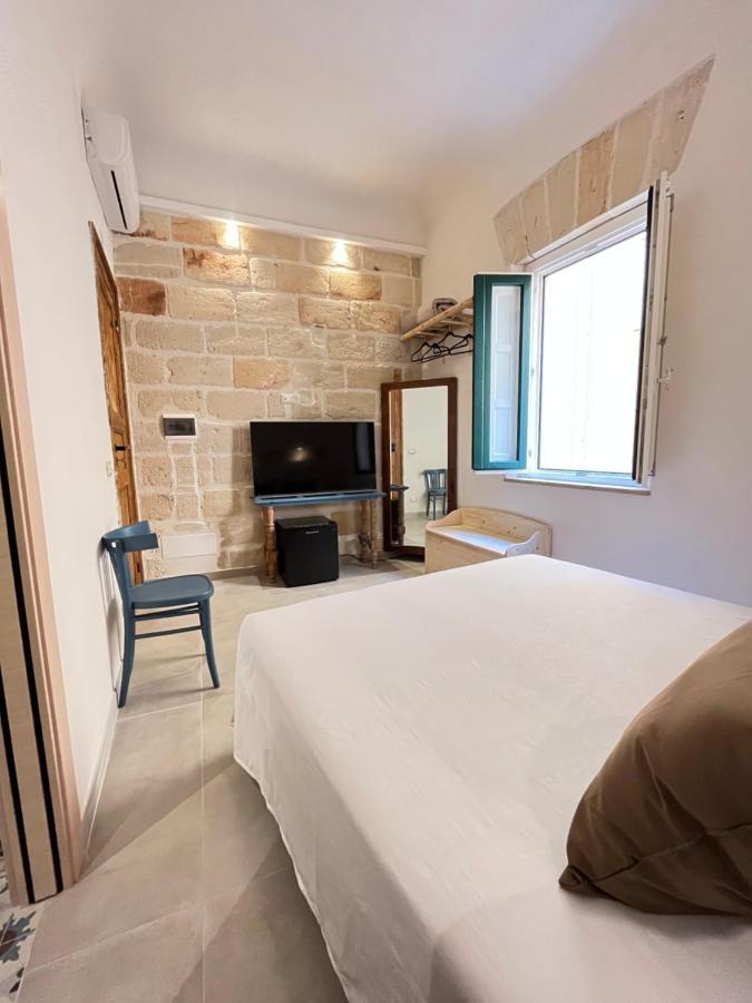 I Mori - Rooms & Apartment Τράπανι Εξωτερικό φωτογραφία